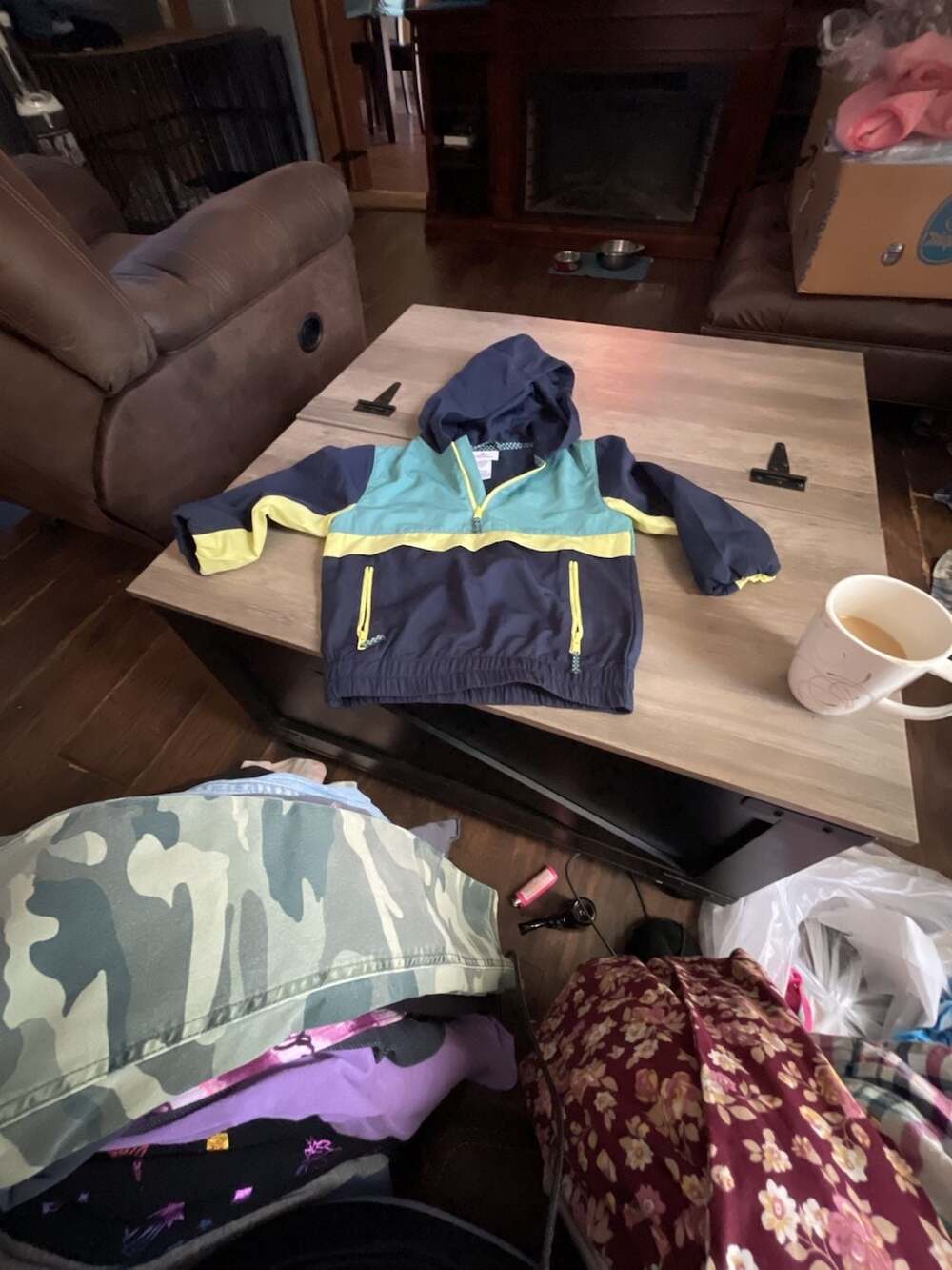 Tommy Bahama Windbreaker Size 3T Blue Colorblock Hooded Jacket